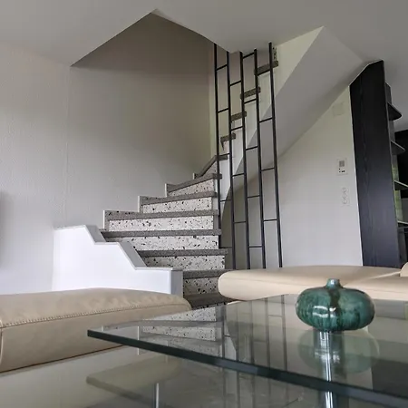 Stilvolles Privatzimmer Im Einfamilienhaus Nahe Basel Oberwil  Exterior foto