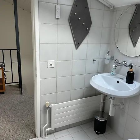 Stilvolles Privatzimmer Im Einfamilienhaus Nahe Basel Oberwil  Exterior foto