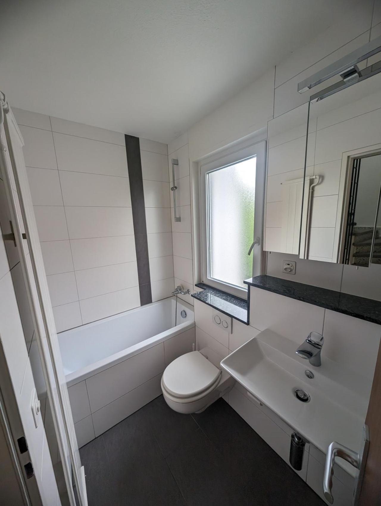 Stilvolles Im Einfamilienhaus Nahe Basel Privatunterkunft *